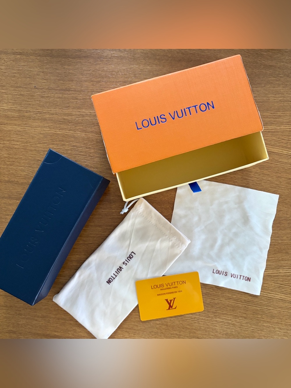 Louis Vuitton Accessories Empty Sunglasses Box,Case Lens Cleaning Cloth,Dust Bag - Picture 1 of 16